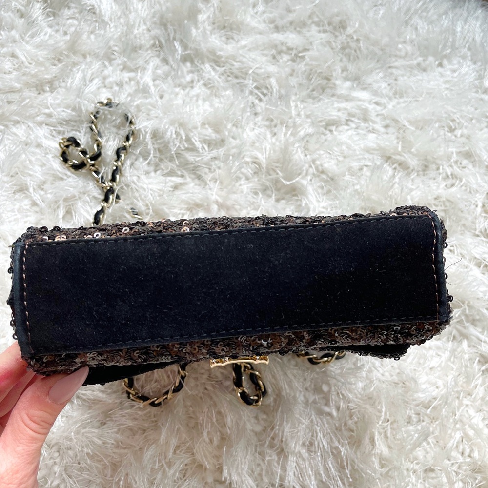 ELAINE TURNER Sequin Embellished Flap Bag - Picture 7 of 12